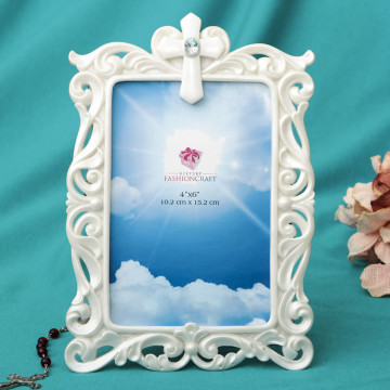 Stunning Pearl white Cross frame - 4 x 6 from Gifts By PartyFairyBox®