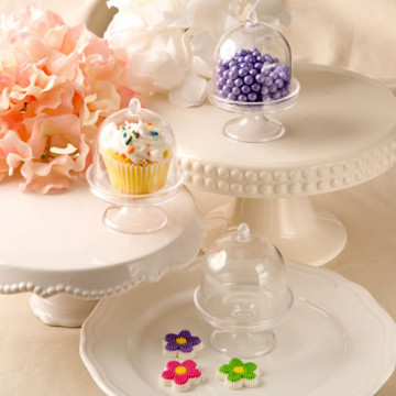 medium size  cake stand for treats and cup cakes