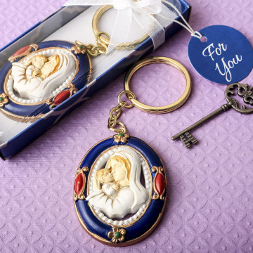 Madonna and Child keychain from PartyFairyBox®